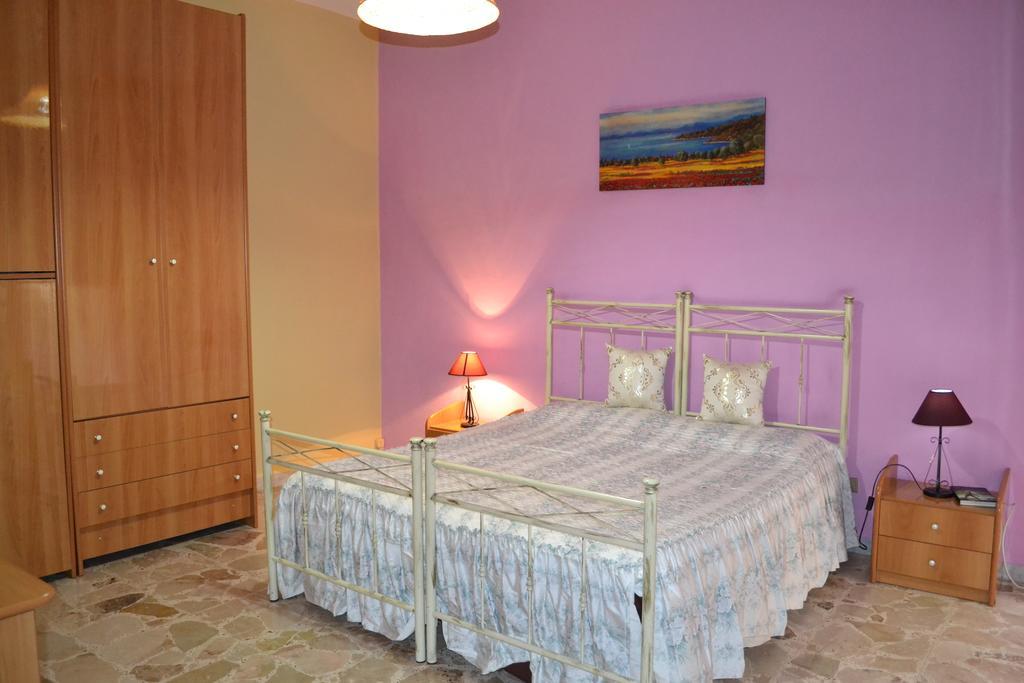Porta San Salvatore Apartment *